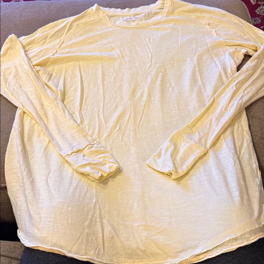 We the Free Size Medium Crewneck Long Sleeve T-Shirt (TD)
